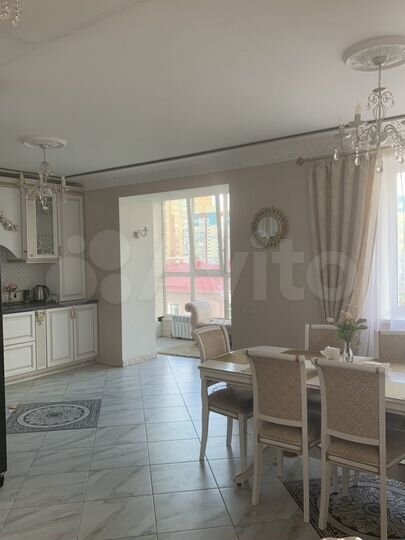 3-к. квартира, 108,5 м², 5/10 эт.