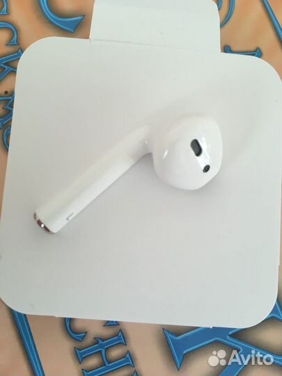 Левый AirPods 2 новый, оригинал