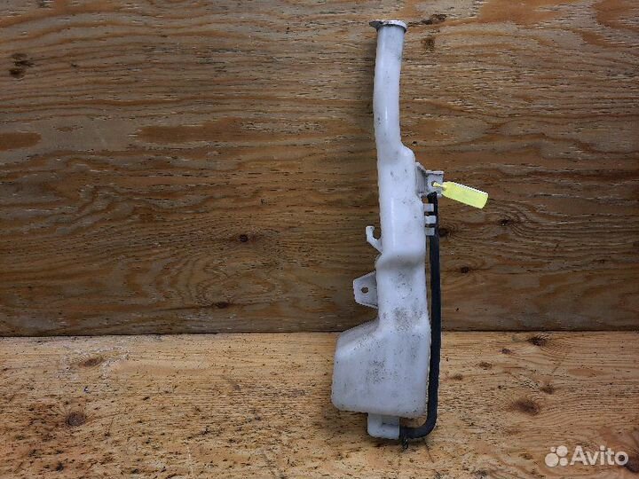 Бачок расширительный Mitsubishi Chariot Grandis