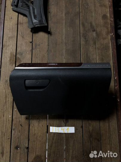 Бардачок пассажира Ford explorer 5