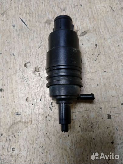 Моторчик омывателя Ауди а6с4 100с4