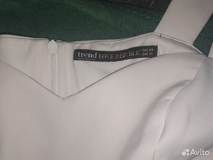 Платье женское