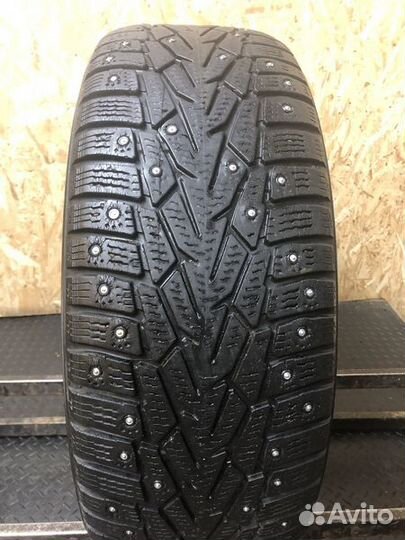 Nokian Tyres Hakkapeliitta 7 SUV 215/65 R16 102T