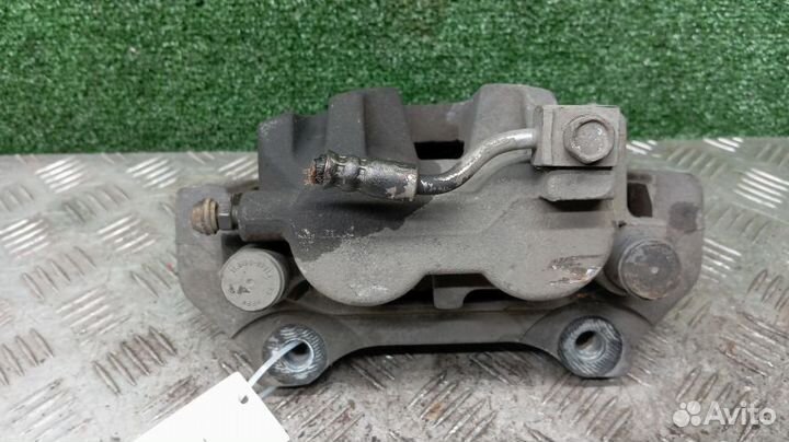 Суппорт Jeep Grand Cherokee Правый Передний