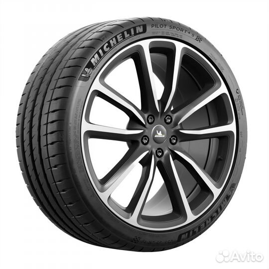 Michelin Pilot Sport 4 S 285/25 R22 95Y