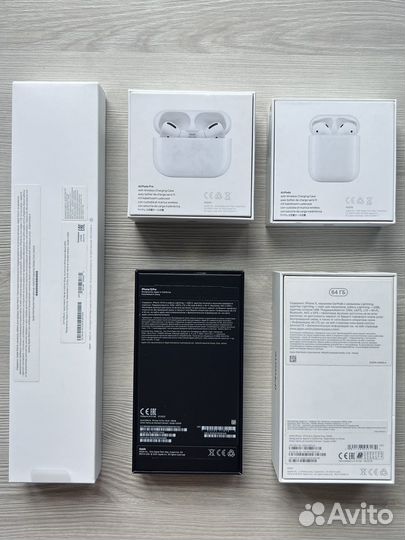 Коробка от AirPods, Apple Watch