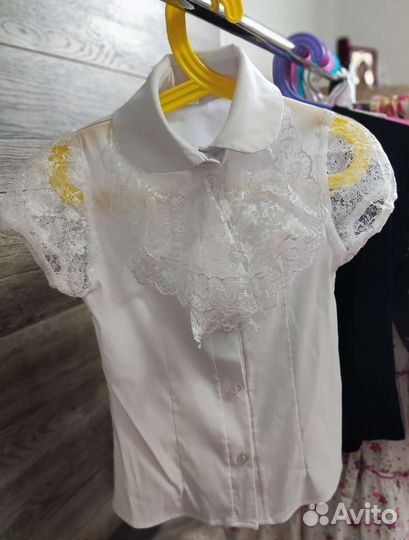 Школьная блузка короткий рукав 32 р-р