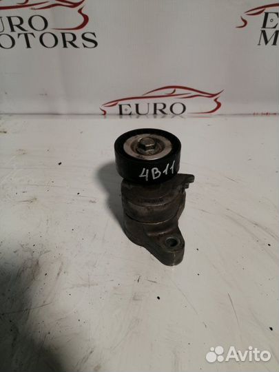 Ролик натяжной навесного оборудования