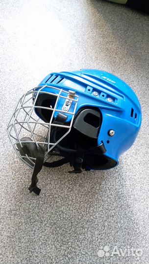 Шлем хоккейный детский