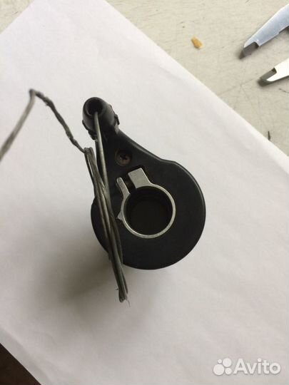 Манетка (шифтер),переднее колесо велосипеда