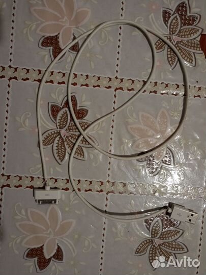 Зарядное устройство на iPhone 4s