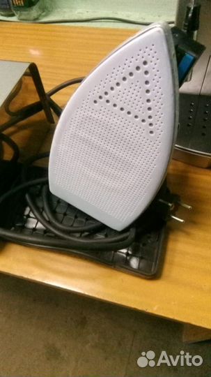 Гладильный стол с парогенератором