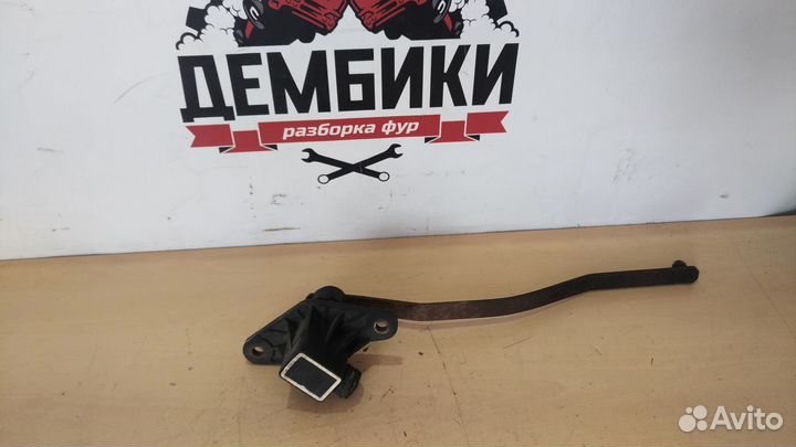 Кран уровня пола главный 21643575 volvo