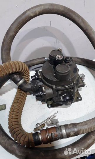 Маска кислородная пилота кп2-4М самолета ту-134М