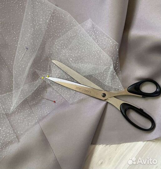 Шитье на заказ,подгонка свадебных платьев