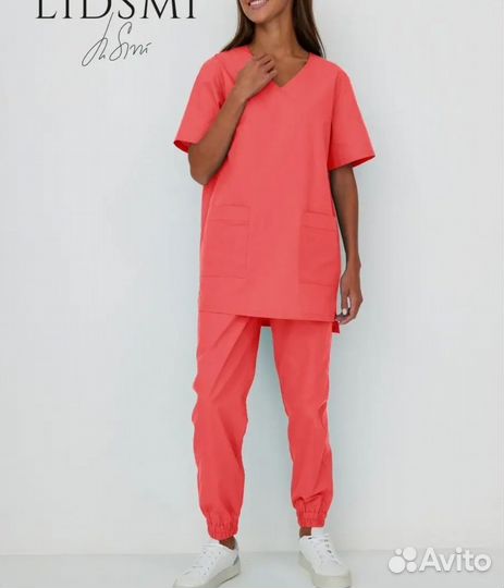 Медицинский костюм