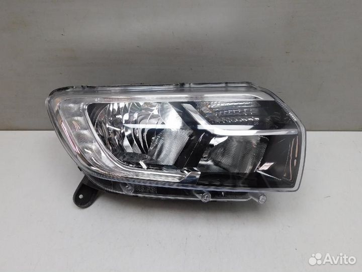 Фара правая Renault Logan/Logan Stepway