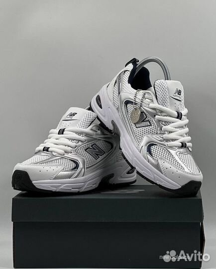 Кроссовки женские New Balance 530