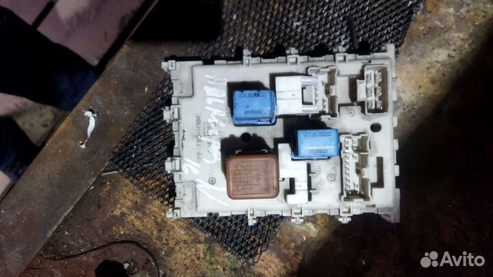 Блок предохранителей Ниссан Альмера Н16