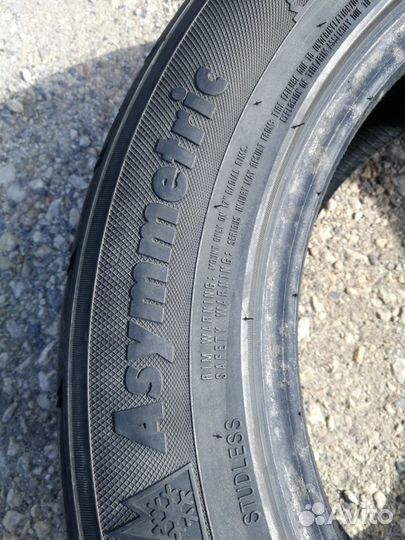 Kumho I'Zen RV Asymmetric 225/60 R17 99H