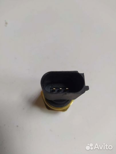 Датчик давления топлива AUK V6 3,2 FSI Audi A6 C6