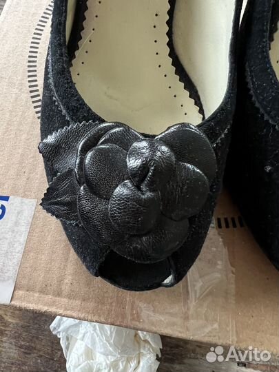 Босоножки черные терволина