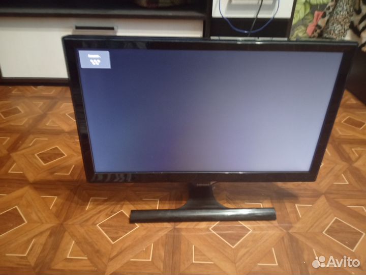 Монитор 21 дюйм Samsung full hd 60гц