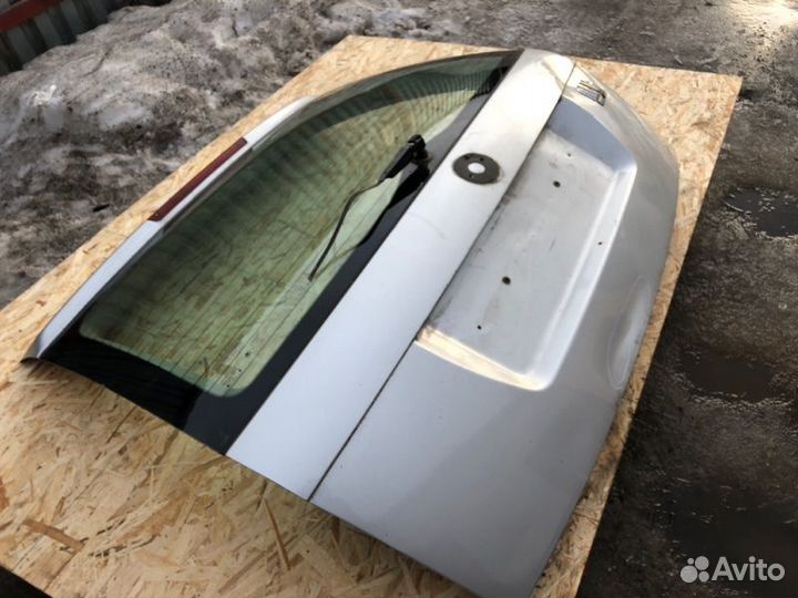 Дверь багажника со стеклом Skoda Fabia