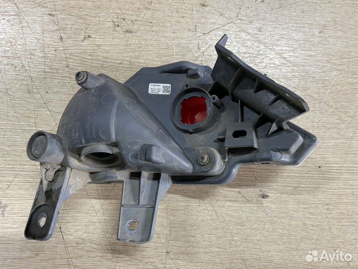 Фонарь бампера задний правый Toyota RAV 4 44