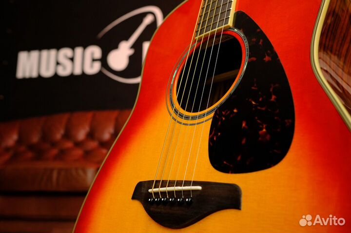 Акустическая гитара Yamaha FG830 (комплект)