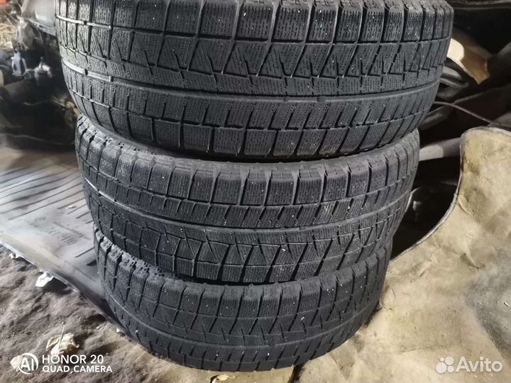 Bridgestone Blizzak W960 4/60 R17 21D