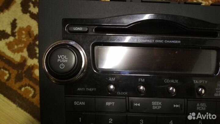 Продам штатную магнитолу от Honda CR-V III поколен