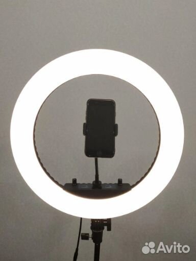 Кольцевая лампа 