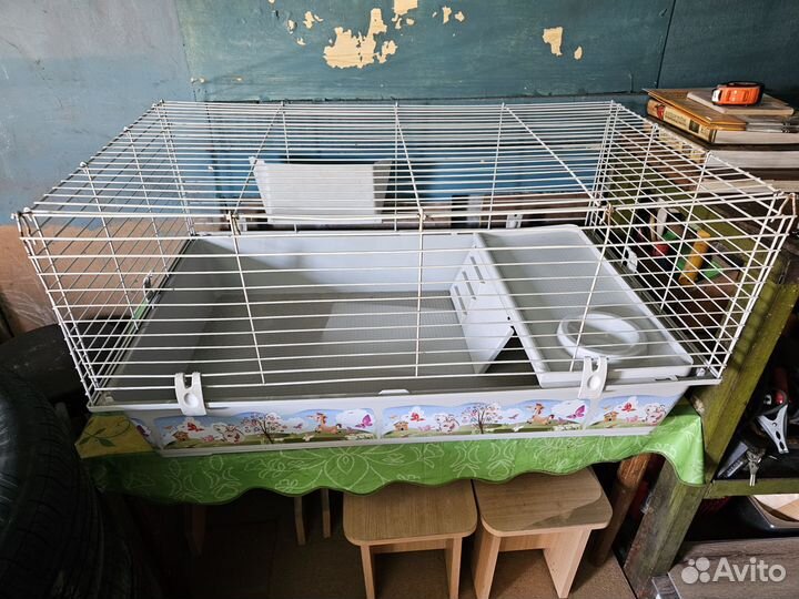 Большая клетка для домашних кроликов