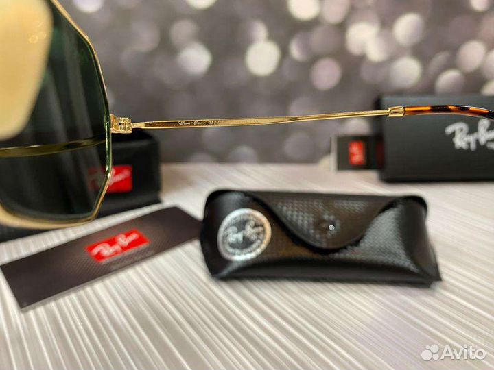 Очки ray ban с чехлом
