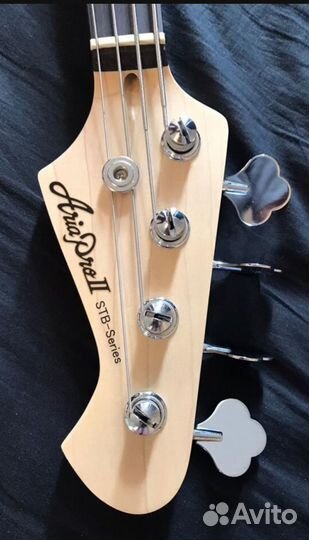 Бас гитара Aria pro 2 и комбик Joyo 10вт