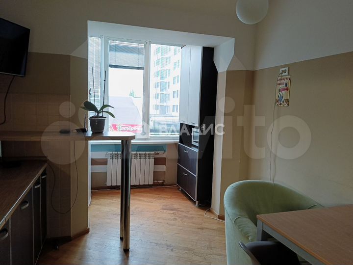 2-к. квартира, 77,8 м², 2/9 эт.