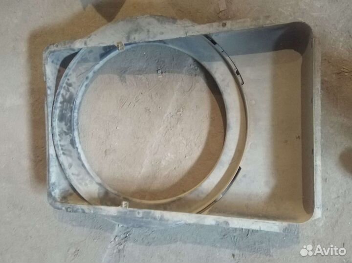 1603717 Диффузор радиатора с кольцом CF85