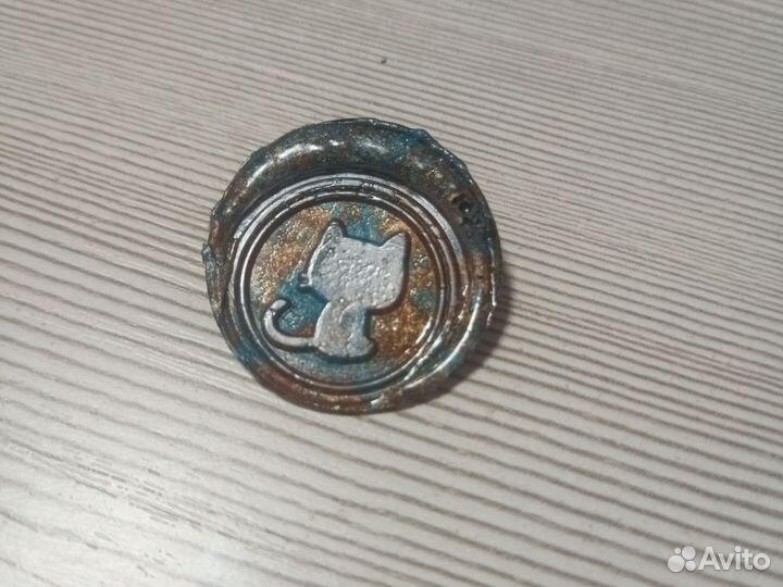 Значок, брошь