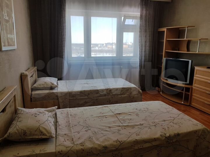 2-к. квартира, 70 м², 6/9 эт.