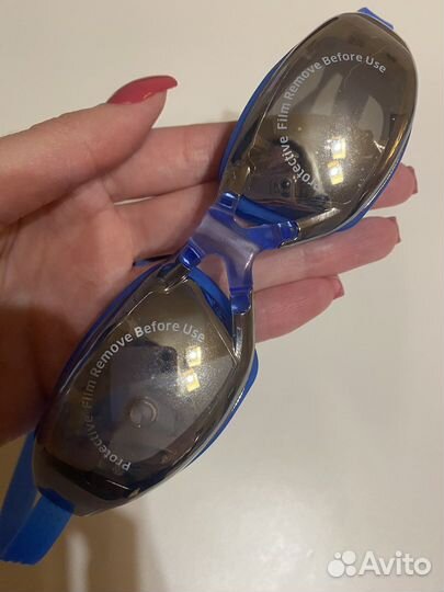 Очки для плавания