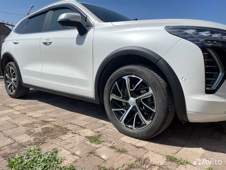 Накладки на арки и пороги Haval Jolion