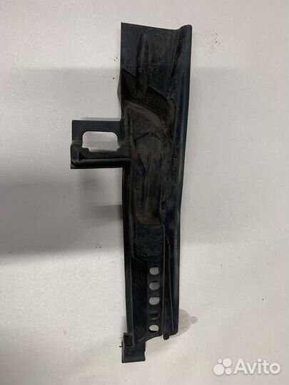 Водосток правый левый Bmw 5 E60