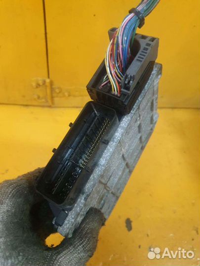 Блок управления двигателем двс 1.8 2ZR-FE 2zrfe to