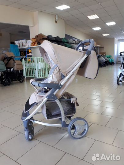 Прогулочная коляска Halex