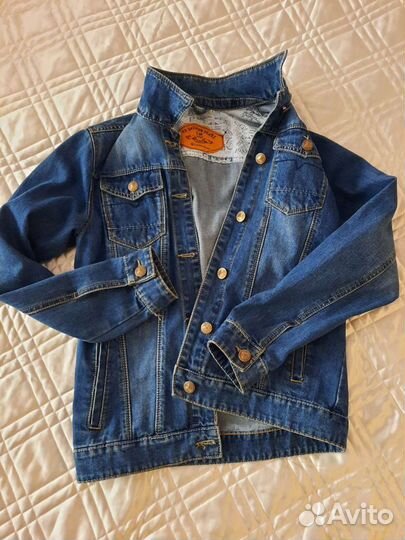Куртка джинсовая
