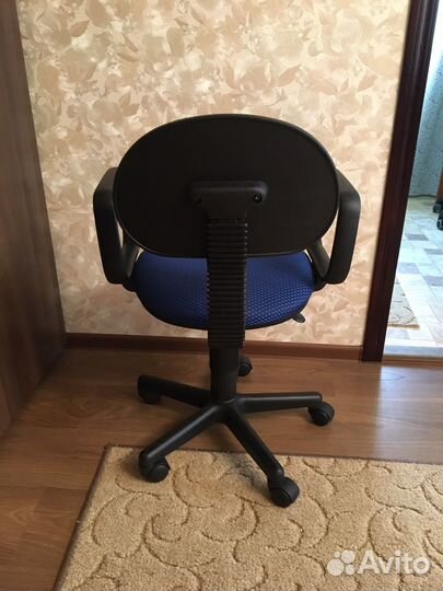Компьютерное кресло новое детское