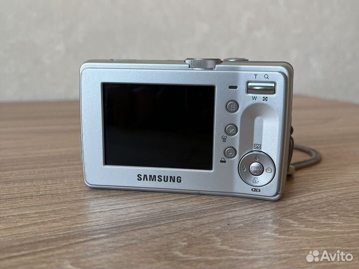 Компактный фотоаппарат Samsung S750