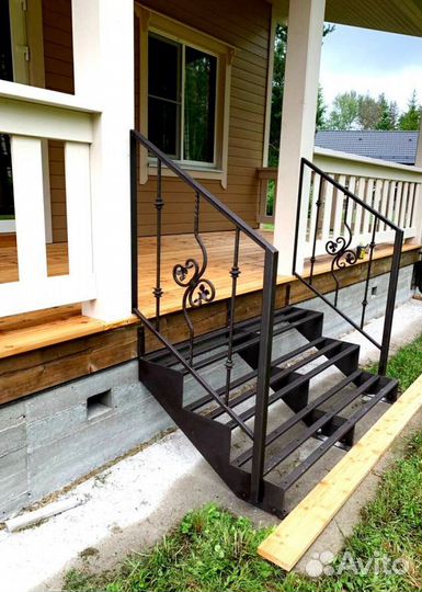 Лестницы г-образные