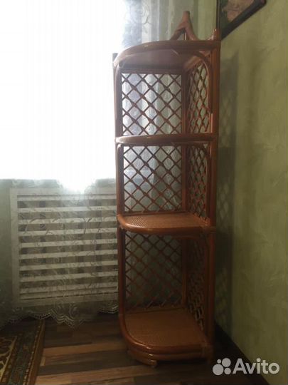 Стеллаж из ротанга